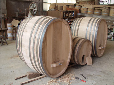 Botti usate legno pompa depressione for Botti in legno usate per arredamento